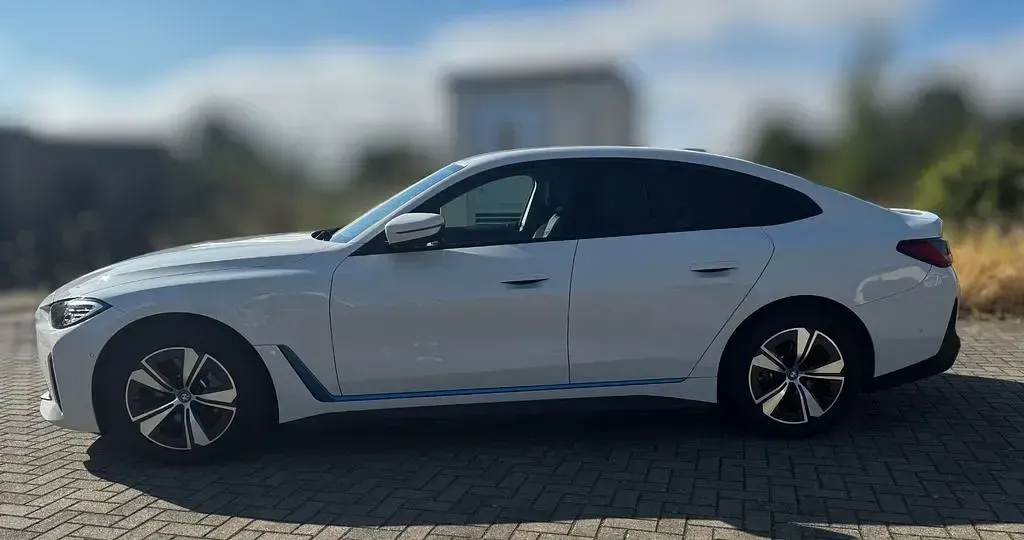 Gebraucht BMW i4 Sport Line 250 kW (340 PS) 2022 Weiß Limousine