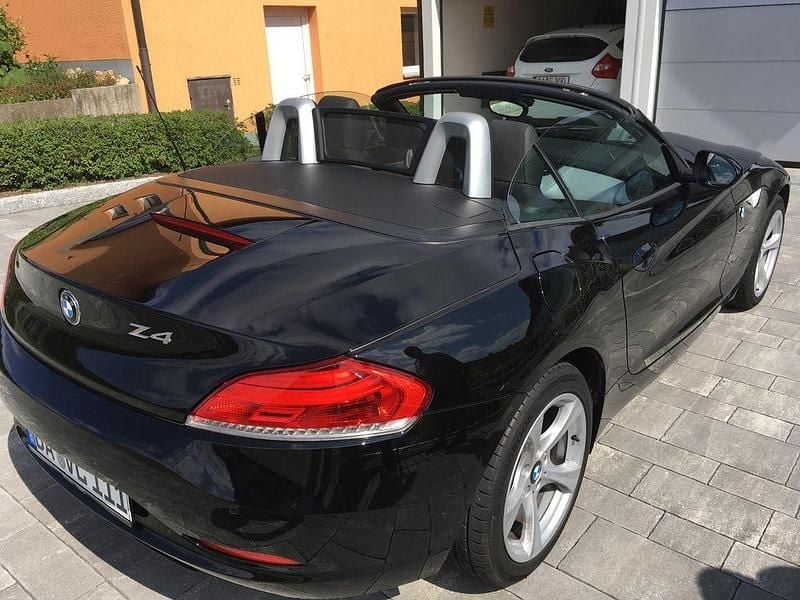 Gebraucht BMW Z4 184 PS (135 kW) 2012 Schwarz Cabrio