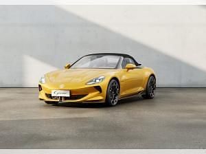 Ny MG Cyberster 375 kW (510 HK) 2025 Gul Cabriolet