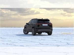 Uusi Jeep Compass 156 kW (213 HP) 2026 Musta Katumaasturi