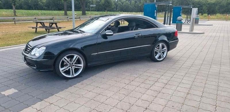 Schwarz Gebraucht 2005 Mercedes CLK200 Avantgarde Coupé | 6.750 € (Teuer) - Bild 1/4