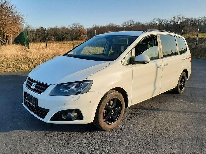 Gebraucht Seat Alhambra 4Drive 150 PS (110 kW) 2017 Pure white Van / Kleinbus