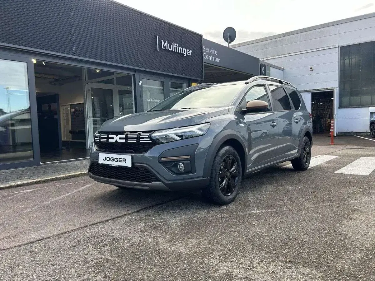 Neu Dacia Jogger Extreme 140 PS (102 kW) 2026 Schiefergrau (grau) Van / Kleinbus