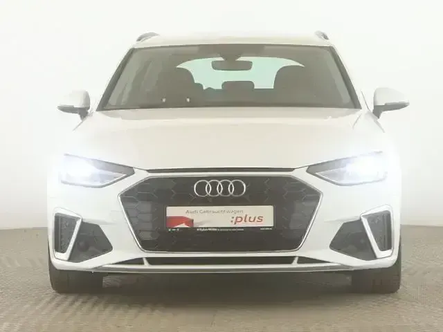 Gebraucht Audi A4 S-Line 136 PS (100 kW) 2023 Andere Kombi