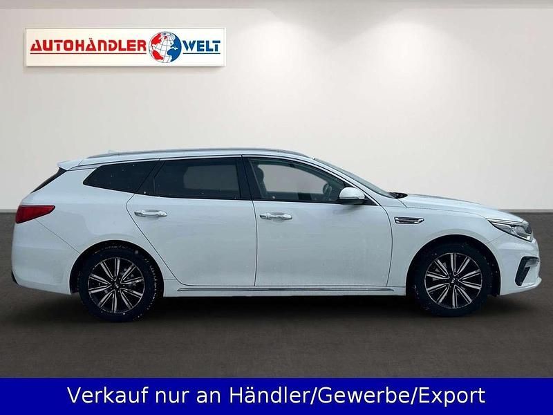 Gebraucht Kia Optima 136 PS (100 kW) 2020 Weiß Kombi
