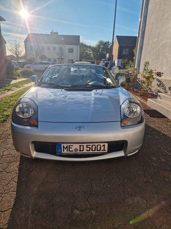 Gebraucht Toyota MR2 140 PS (102 kW) 2001 Silber Cabrio