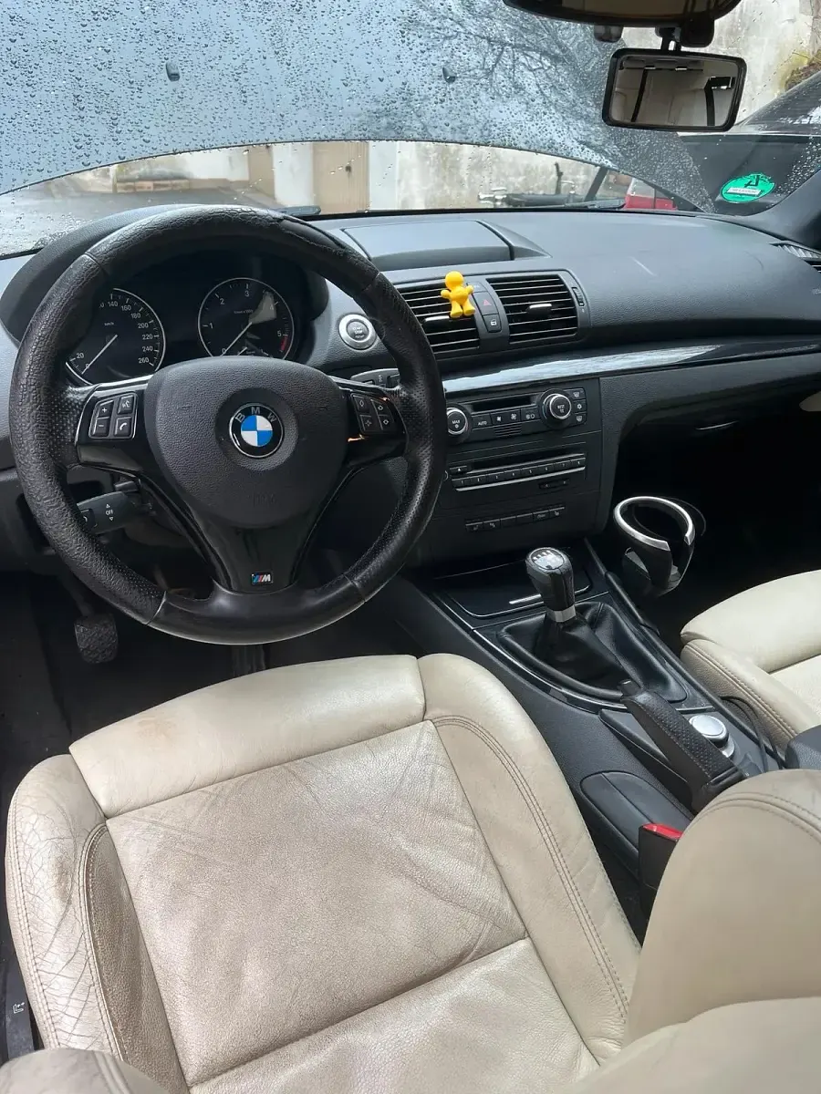Gebraucht BMW 123 280 PS (205 kW) 2008 Schwarz Kleinwagen