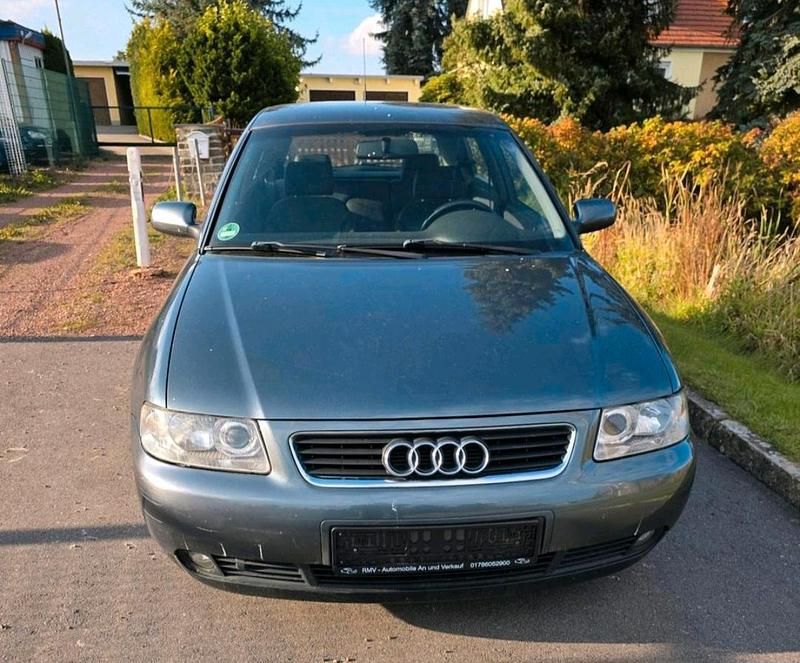 Gebraucht Audi A3 Attraction 131 PS (96 kW) 2004 Grau Kleinwagen