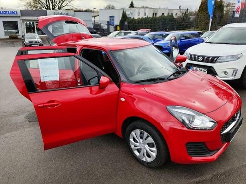 Gebraucht Suzuki Swift 83 PS (61 kW) 2022 Andere Limousine