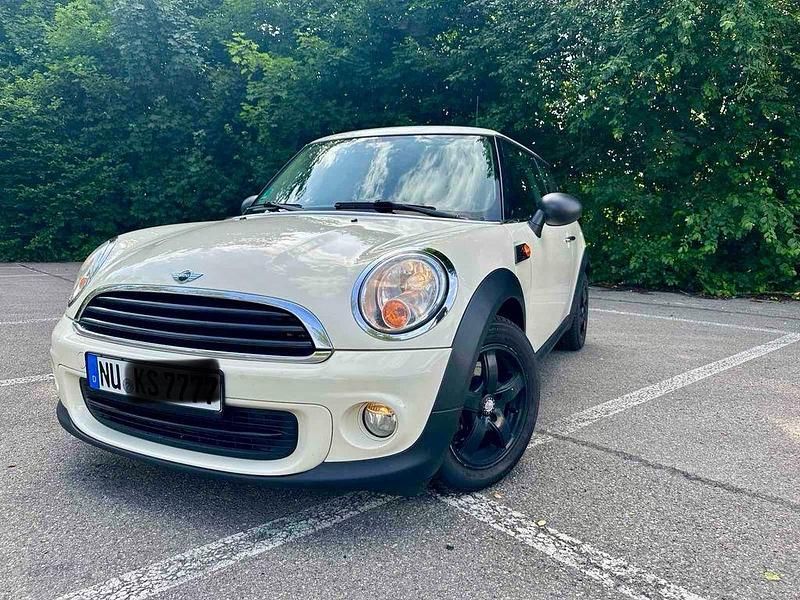 Weiß Gebraucht 2012 Mini One D Kleinwagen | 4.000 € (Fairer Preis) - Bild 1/4
