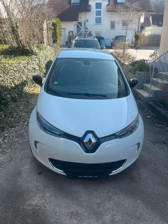 Gebraucht Renault Zoe Intens 64 kW (88 PS) 2016 Weiß Kleinwagen