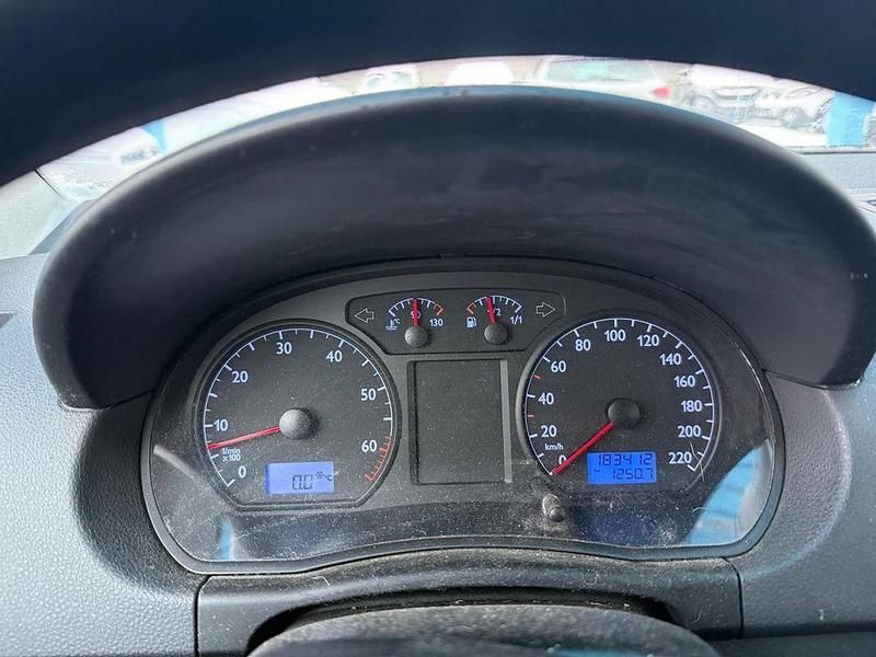 Gebraucht VW Polo Basis 63 PS (46 kW) 2002 Silber Kombi