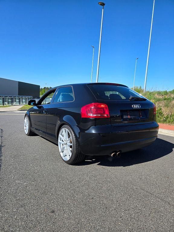 Gebraucht Audi A3 Attraction 160 PS (117 kW) 2009 Schwarz Kleinwagen
