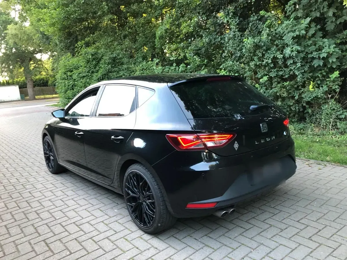 Gebraucht Seat Leon FR 150 PS (110 kW) 2014 Schwarz Limousine