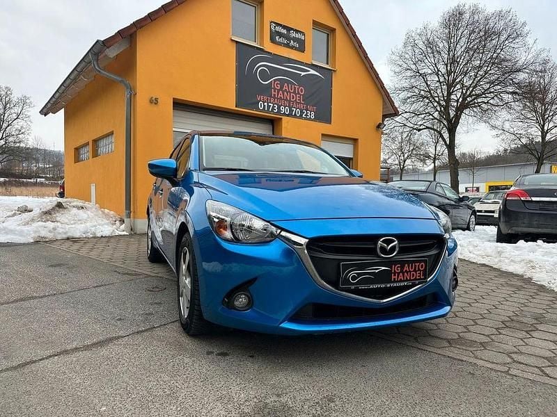 Gebraucht Mazda 2 Exclusive-Line 90 PS (66 kW) 2015 Blau Limousine
