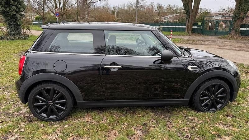 Usado Mini ONE 102 HP (75 kW) 2015 Preto Citadino