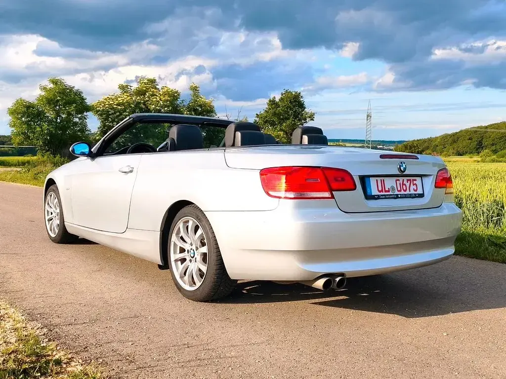 Gebraucht BMW 325 Cabriolet Sport Line 218 PS (160 kW) 2007 Silber Cabrio