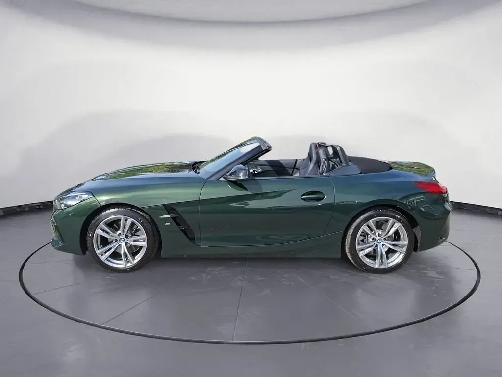 Gebraucht BMW Z4 197 PS (144 kW) 2025 Grün Cabrio