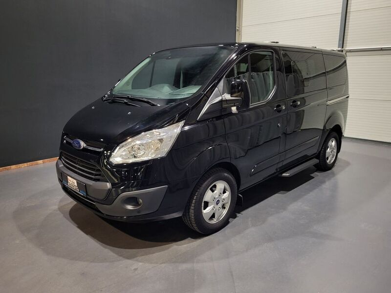 Iridiumschwarz metallic Gebraucht 2017 Ford Transit Custom Titanium Van / Kleinbus | 24.950 € (Fairer Preis) - Bild 1/4
