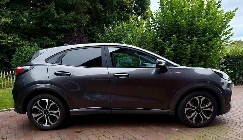 Grau Gebraucht 2020 Ford Puma SUV | 18.500 € (Guter Preis) - Bild 1/4
