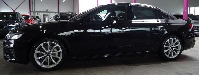 Gebraucht Audi A4 S-Line 204 PS (150 kW) 2022 Mythosschwarz Limousine