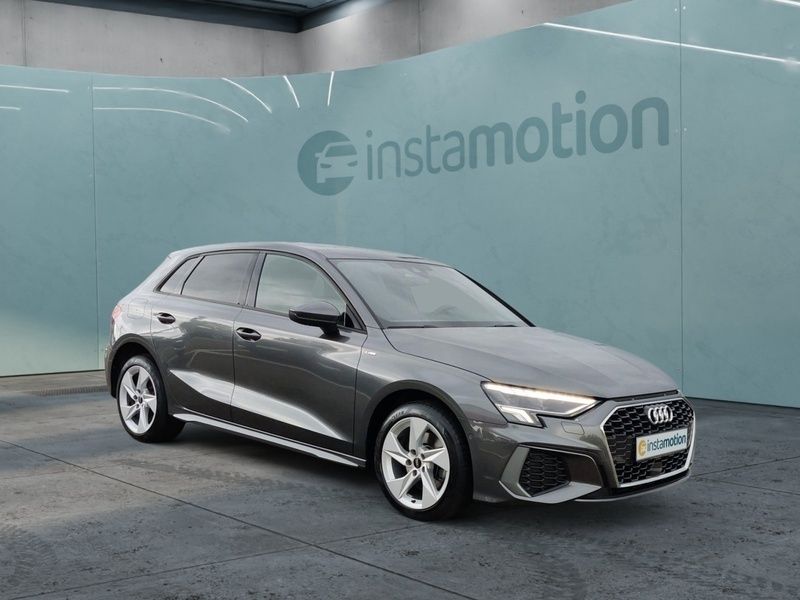 Grau Gebraucht 2022 Audi A3 Sportback e-tron S-Line Limousine | 31.640 € (Etwas zu teuer) - Bild 1/3