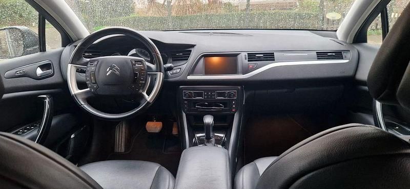 Gebraucht Citroën C5 Exclusive 181 PS (133 kW) 2015 Schwarz Kombi