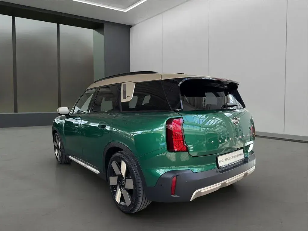 Gebraucht Mini Countryman 230 kW (313 PS) 2025 Grün / british racing green (metallic) SUV