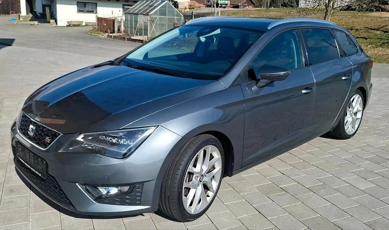 Gebraucht Seat Leon FR 150 PS (110 kW) 2016 Grau Kombi