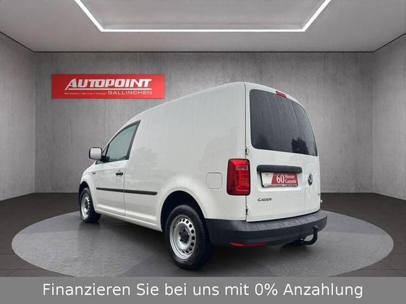 Gebraucht VW Caddy Trendline 134 PS (98 kW) 2017 Weiss Van / Kleinbus