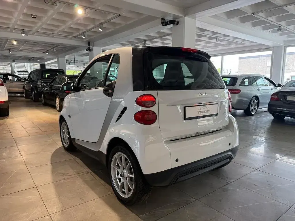 Gebraucht Smart ForTwo Coupé 61 PS (44 kW) 2015 Silber Coupé