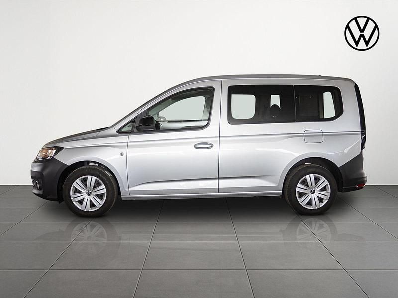 Gebraucht VW Caddy Basis 102 PS (75 kW) 2023 Silber Van / Kleinbus