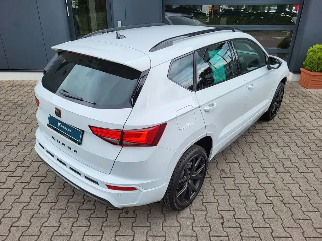Neu Cupra Ateca 150 PS (110 kW) 2026 Weiß SUV