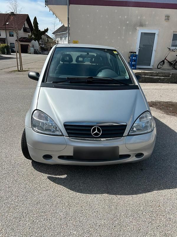 Gebraucht Mercedes A160 102 PS (75 kW) 2000 Silber Kleinwagen