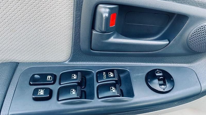 Gebraucht Kia Cerato EX 105 PS (77 kW) 2005 Blau Limousine