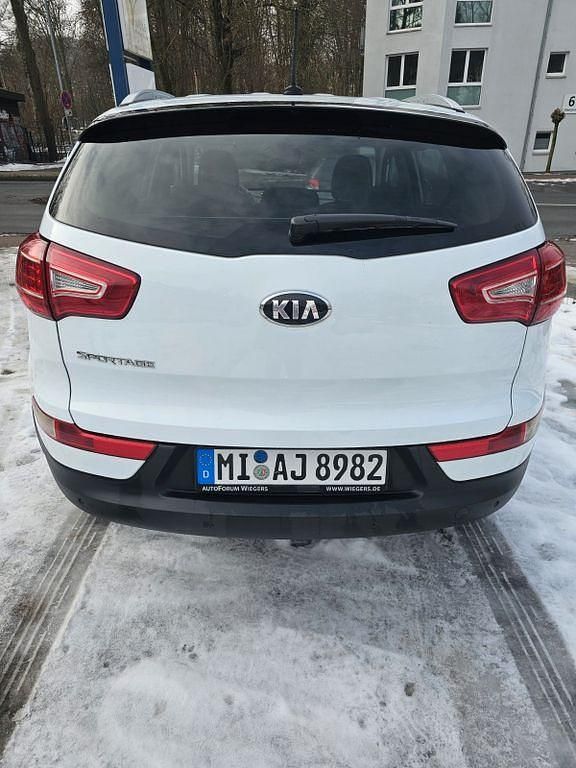 Gebraucht Kia Sportage Vision 135 PS (99 kW) 2013 Weiß SUV