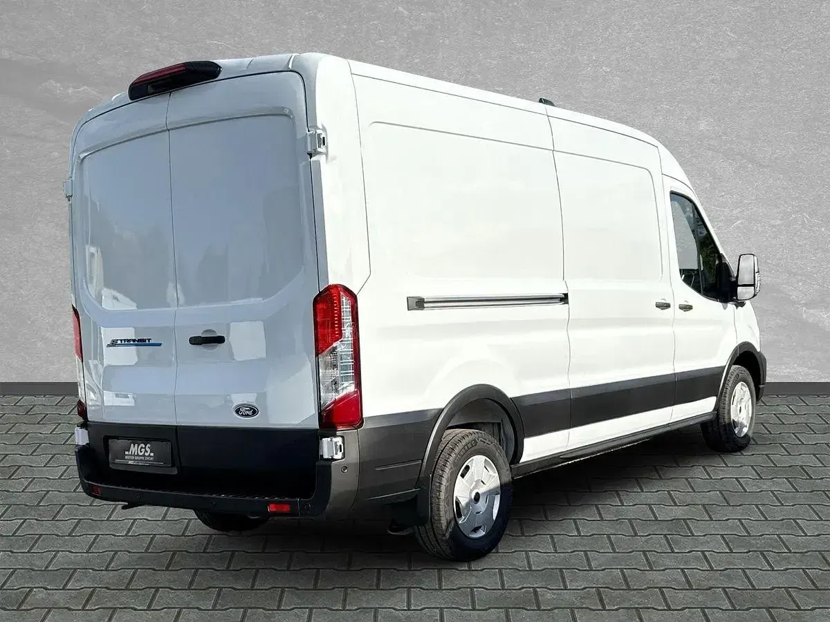 Gebraucht Ford Transit Trend 197 kW (269 PS) 2025 Frozen white Van