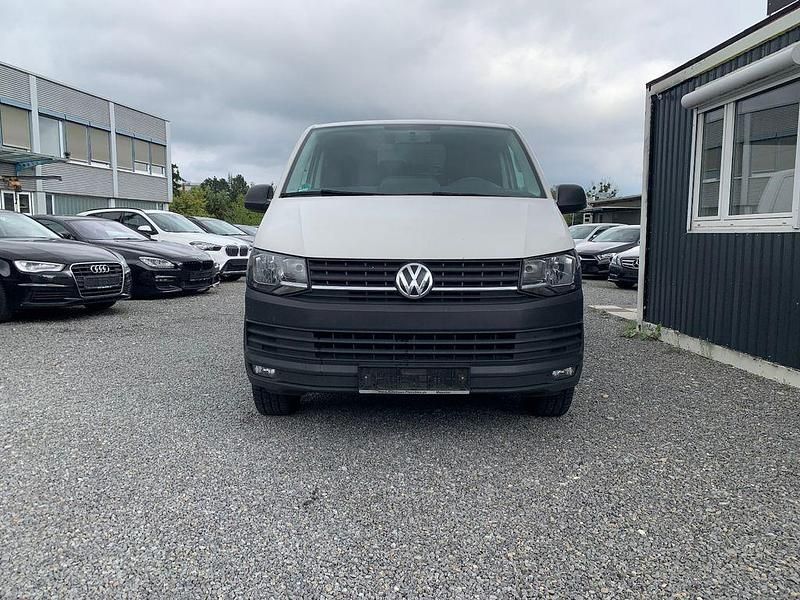 Gebraucht VW Transporter 150 PS (110 kW) 2019 Weiß Van