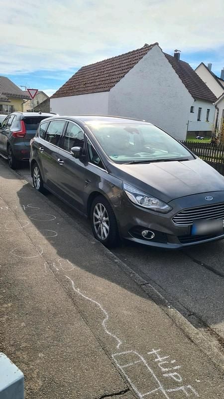 Gebraucht Ford S-MAX S 150 PS (110 kW) 2016 Grau Van / Kleinbus