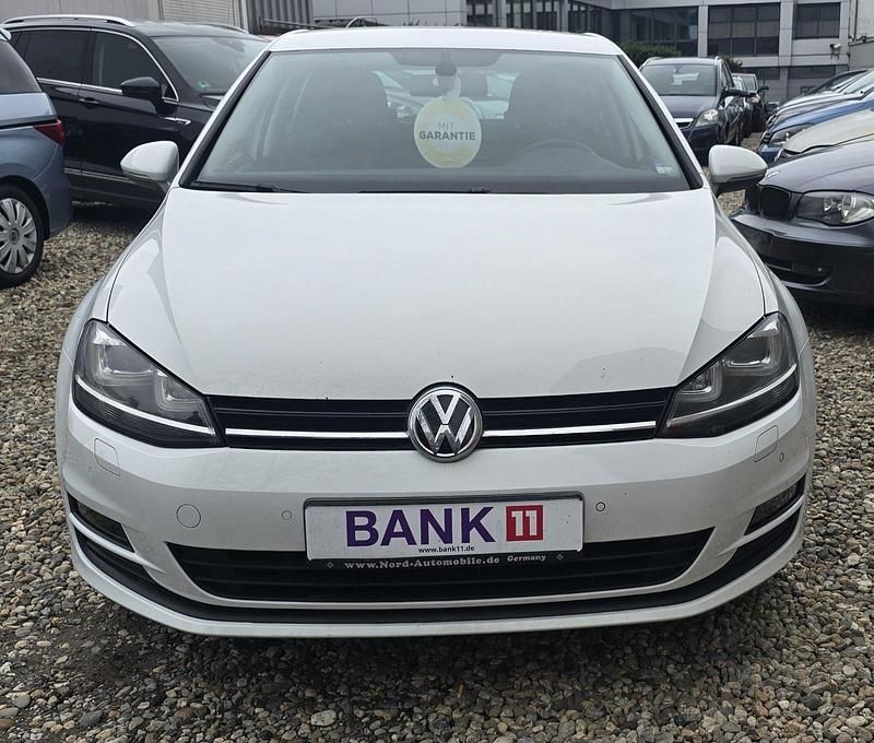 Gebraucht VW Golf VII Cup 110 PS (80 kW) 2014 Pure white Kleinwagen