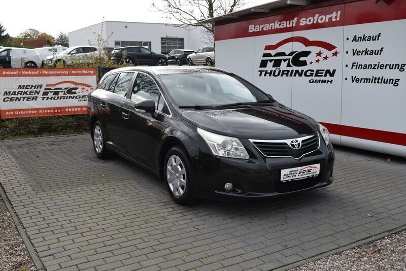 Schwarz Gebraucht 2009 Toyota Avensis Sol Kombi | 3.990 € (Fairer Preis) - Bild 1/4
