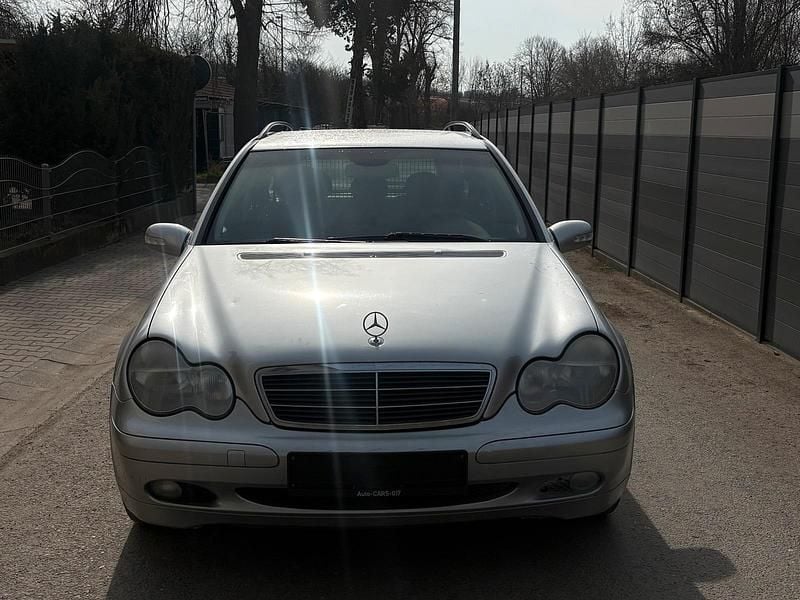 Gebraucht Mercedes C200 2003 Grau Limousine