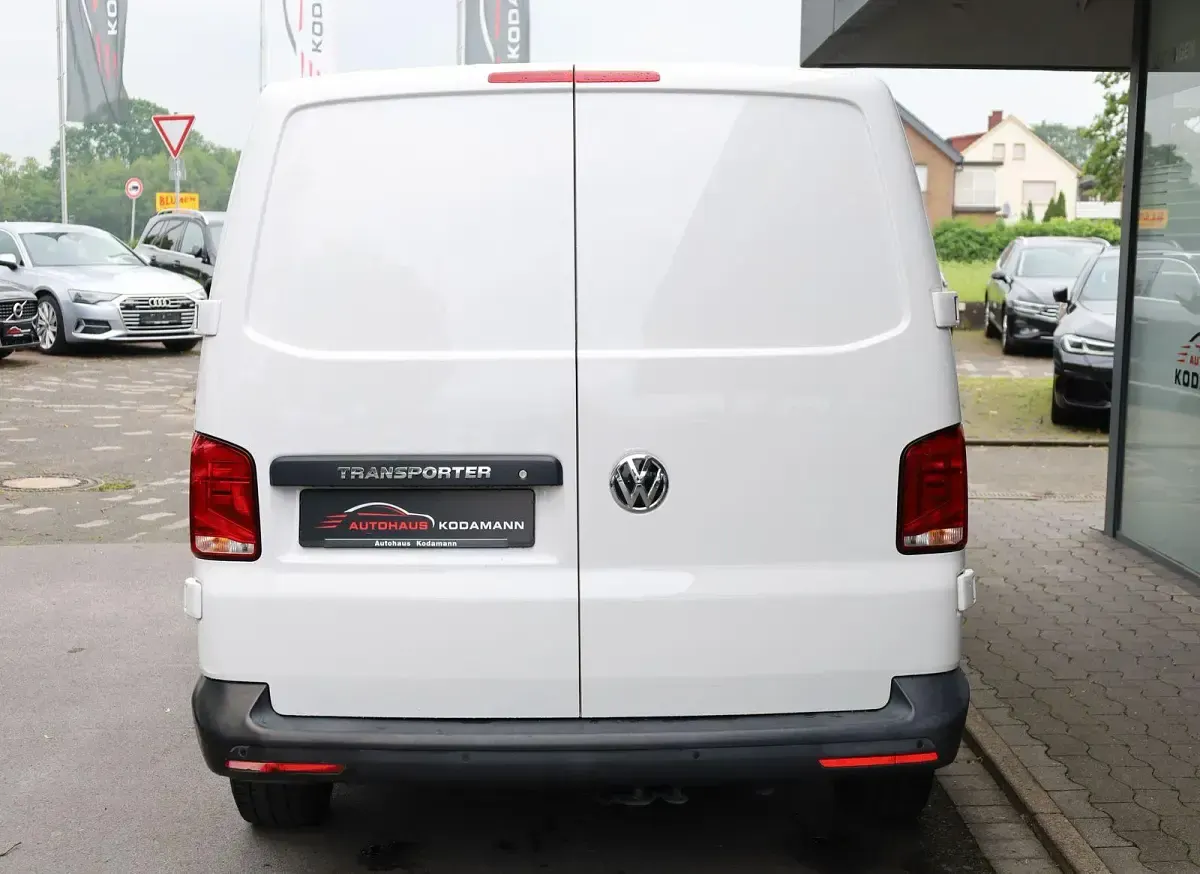 Gebraucht VW Transporter 150 PS (110 kW) 2021 Weiß Van