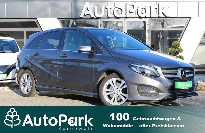 Grau Gebraucht 2018 Mercedes B220 Edition Van / Kleinbus | 19.300 € (Fairer Preis) - Bild 1/3