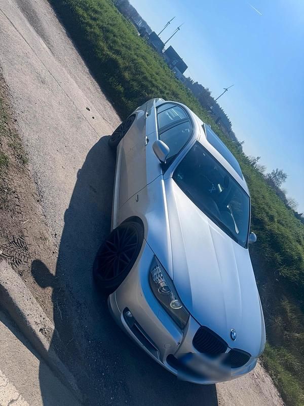 Gebraucht BMW 335 400 PS (294 kW) 2010 Silber Limousine