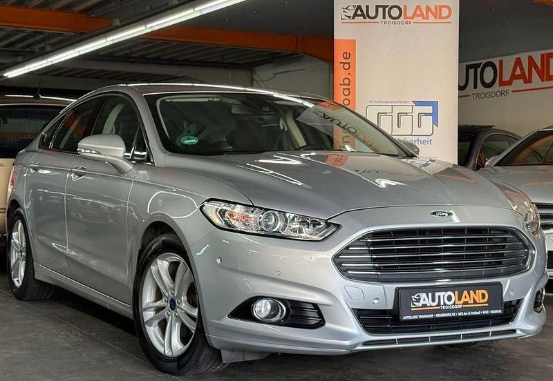 Silber Gebraucht 2016 Ford Mondeo Titanium Limousine | 11.600 € (Fairer Preis) - Bild 1/4
