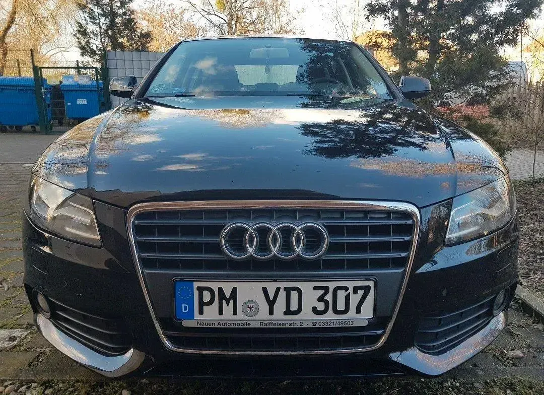 Brugt Audi A4 Attraction 120 HK (88 kW) 2010 Sort Sedan