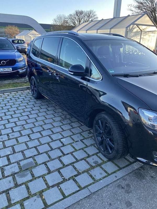 Gebraucht VW Sharan Highline 184 PS (135 kW) 2015 Schwarz Van / Kleinbus