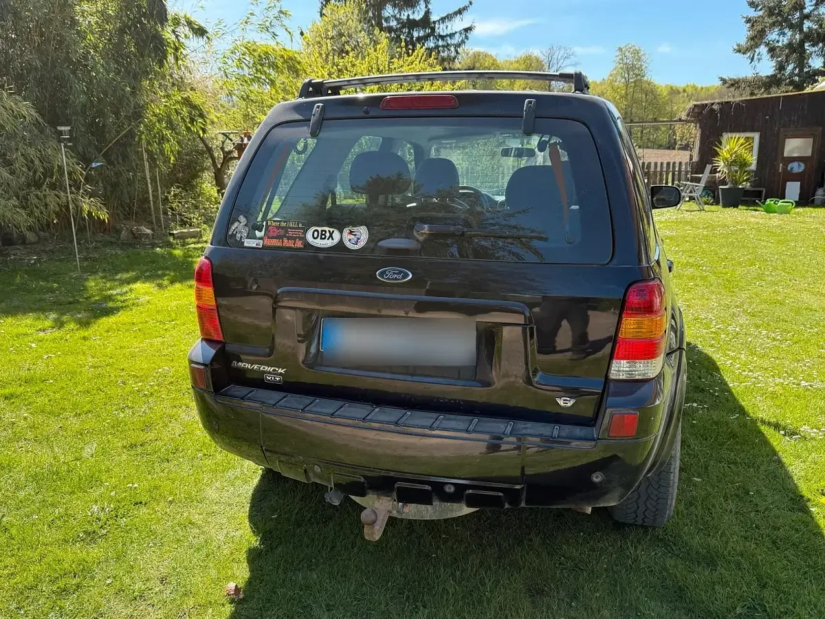 Second-hand Ford Maverick 200 CP (147 kW) 2006 Negru SUV
