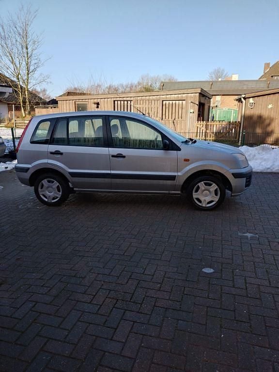 Gebraucht Ford Fusion 80 PS (58 kW) 2008 Silber Kleinwagen